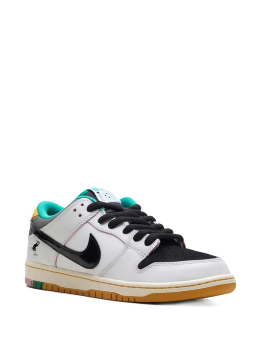 Nike SB Dunk Low CSEF