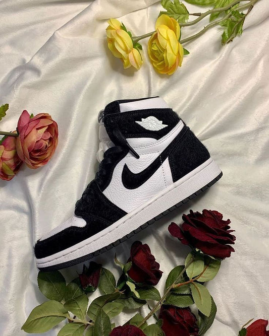 Air Jordan Retro 1 High “Panda”